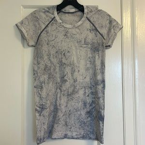 Lululemon Swiftly Short Sleeve 2.0 Gray and White Dyed